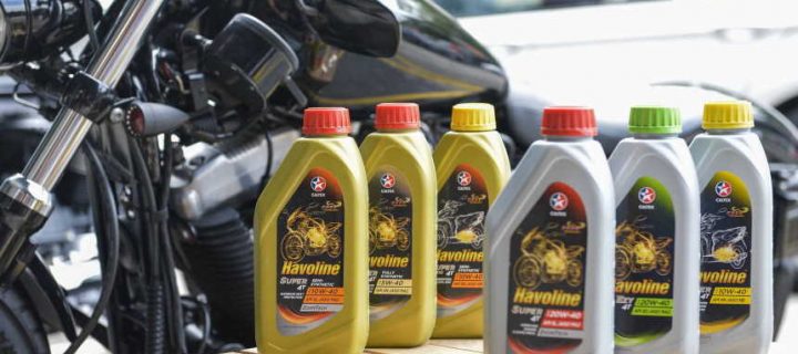 Difference between car motor oil and motorcycle motor oil